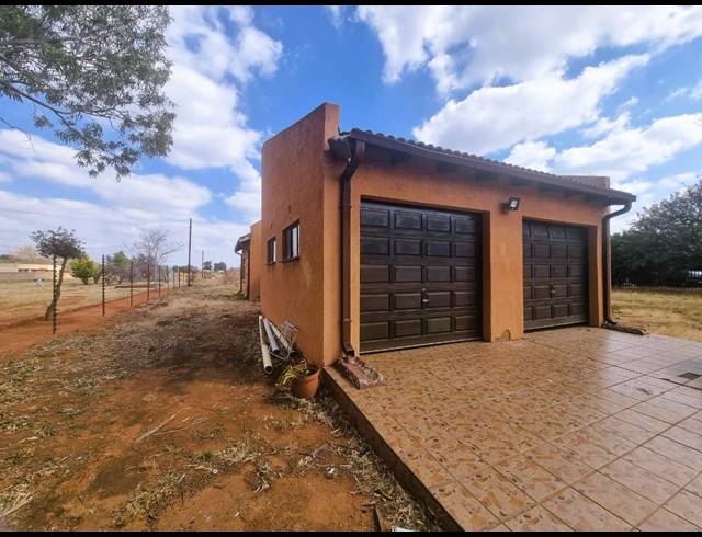 1 BEDROOM HOUSE FOR SALE IN HENLEY ON KLIP